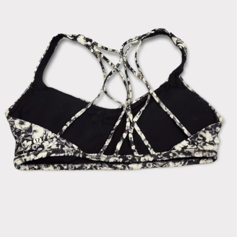 Size 10 - Lululemon Free To Be Zen Bra